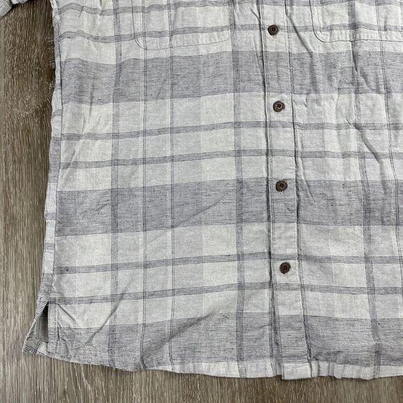Lot Of 2 Patagonia Plaid Short Sleeve Shirts Hemp Blend + A/C Yarn Dye Men’s L - Picture 4 of 16